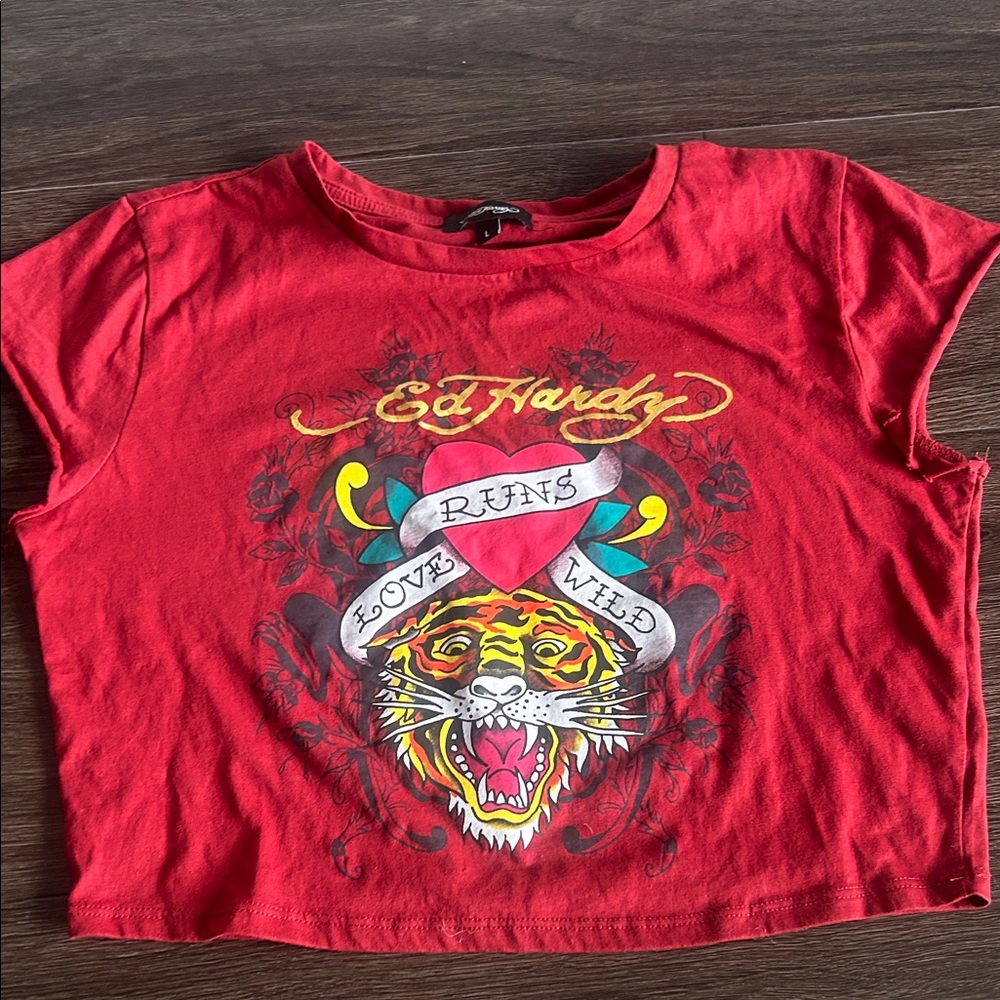 Ed Hardy Size L Cropped Red Graphic Tee “Love Runs Wild”